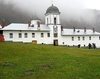 Avatonul de la Frasinei. De ce nu au voie femeile in Manastirea Frasinei?