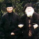 Parintele Sofronie Zaharov insotit de un ucenic
